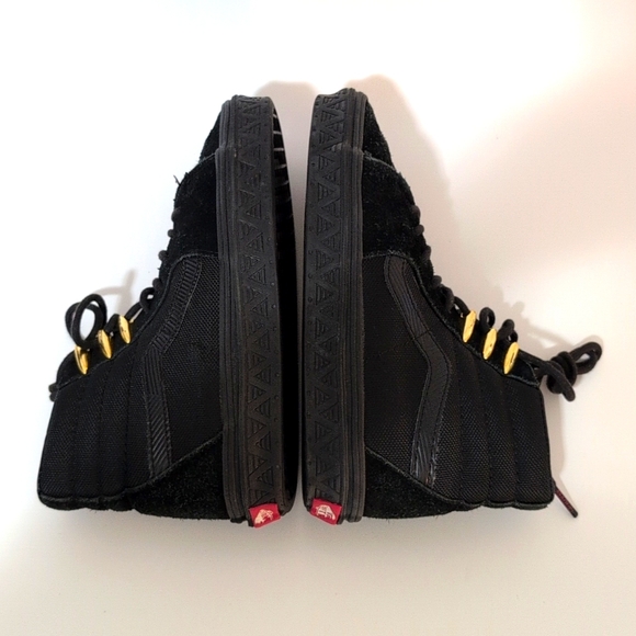 VANS Marvel X Black Panther Sk8 Hi - Picture 7 of 9